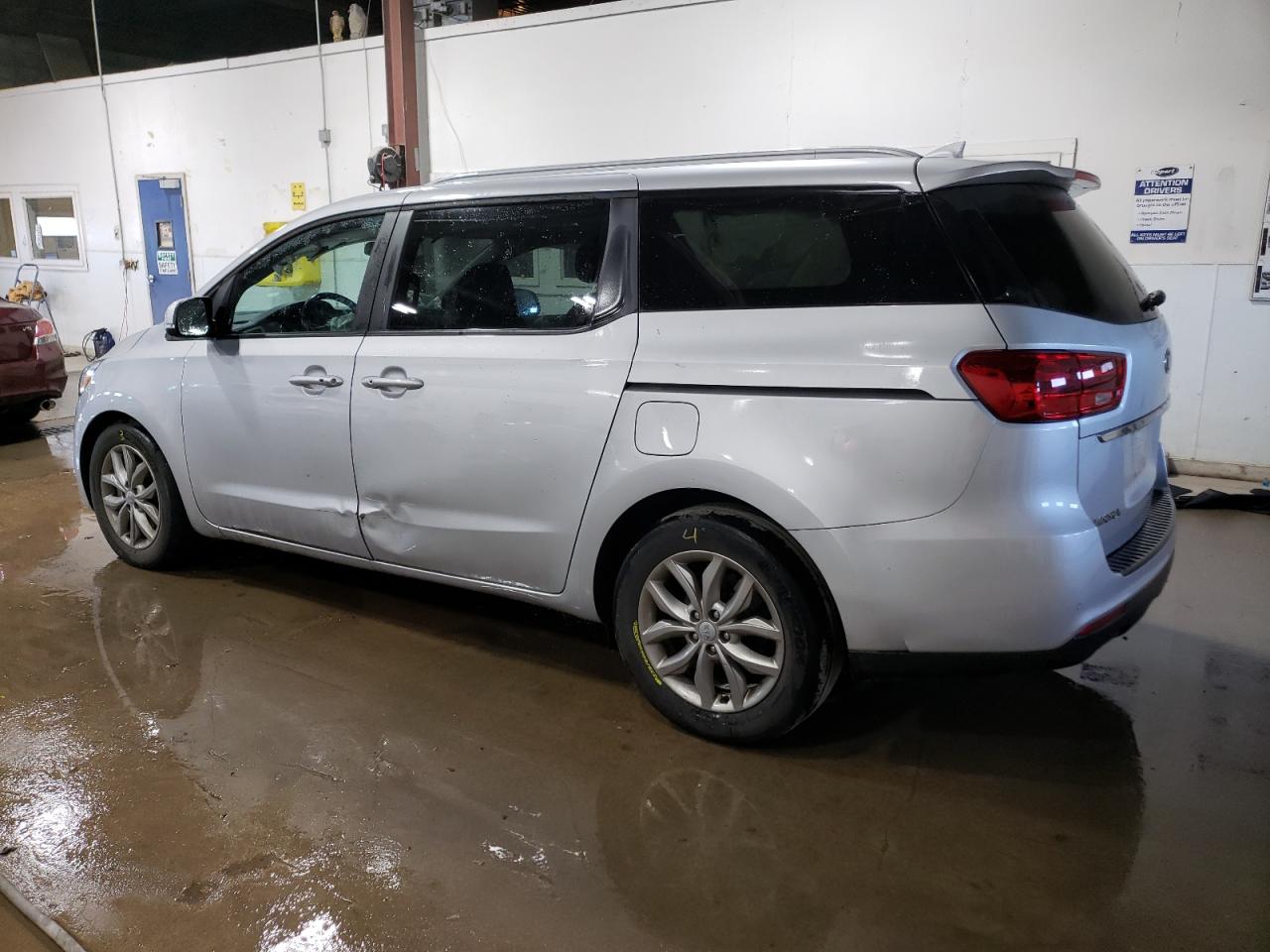 2021 KIA Sedona VIN KNDMB5C11M6671483 Copart auction photo, front end / side damage thumbnail 2