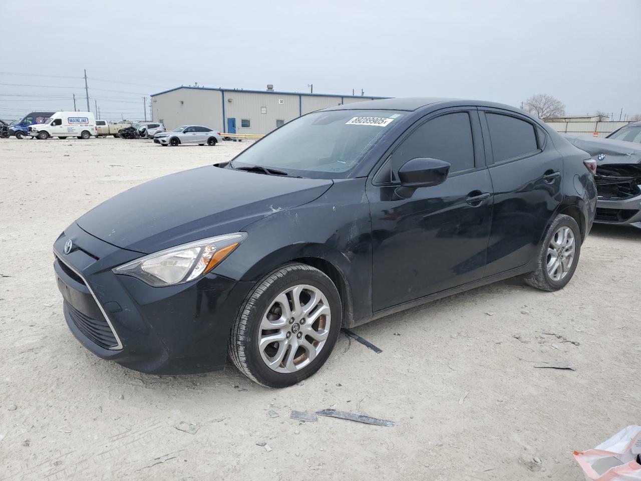 2018 Toyota Yaris VIN 3MYDLBYV3JY309037