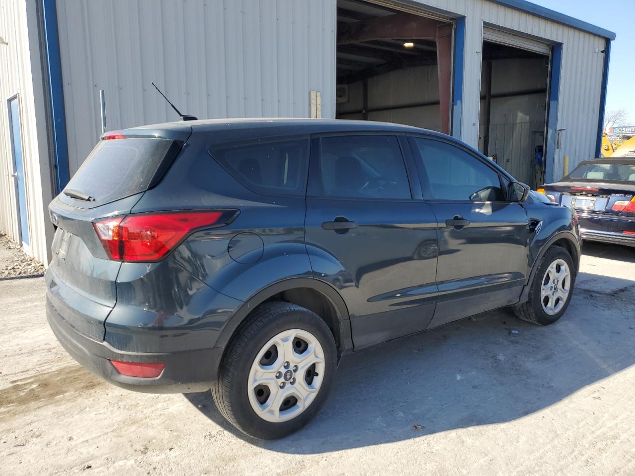 2019 Ford Escape VIN 1FMCU0F75KUC53134 Copart auction photo, front end / side damage thumbnail 3