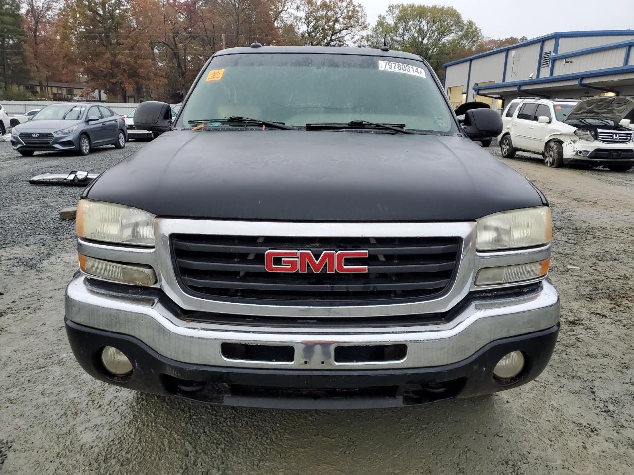 2003 GMC Sierra VIN 1GTEK19T13Z219777 Copart auction photo, all over damage thumbnail 5