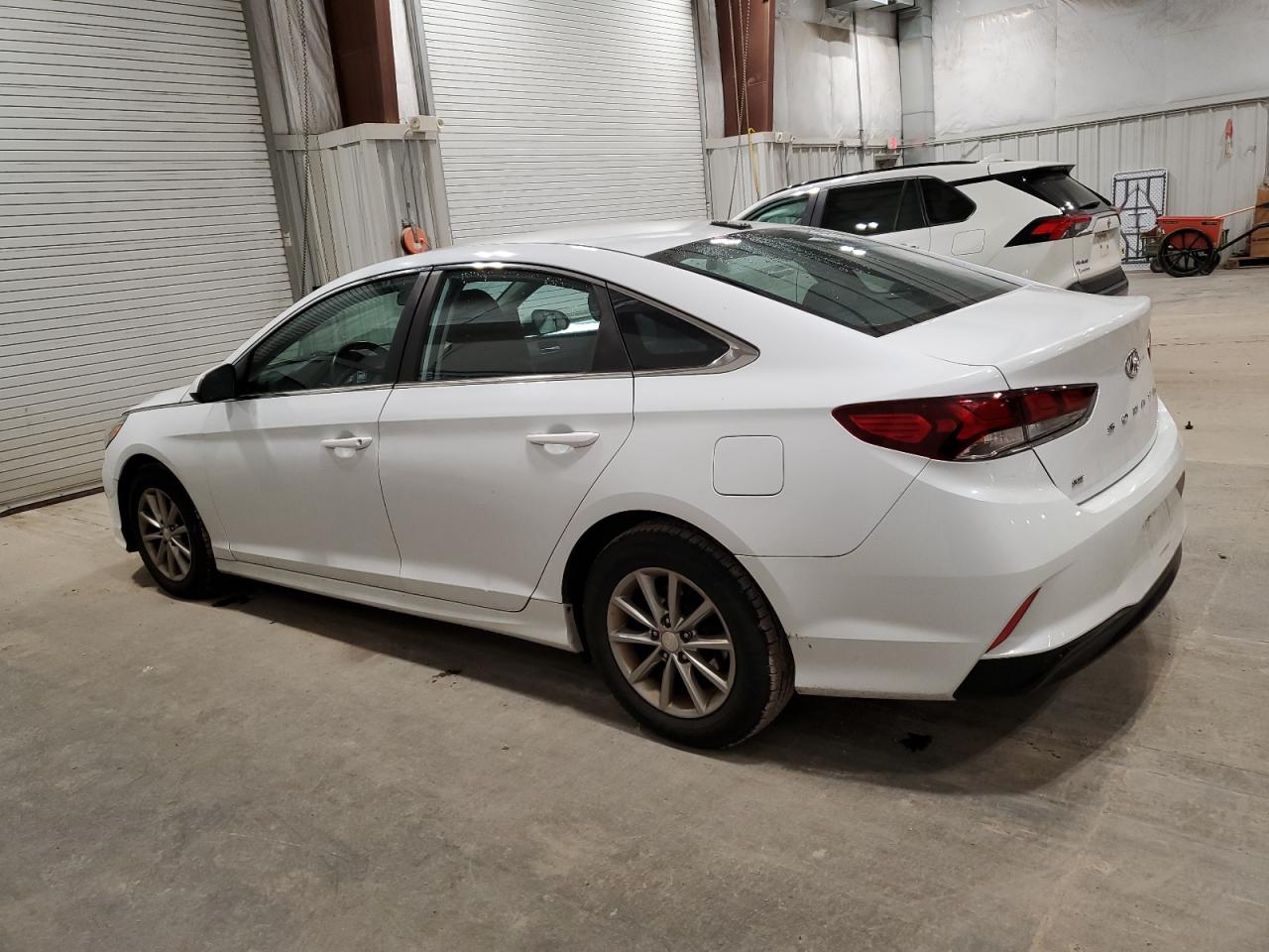 2018 Hyundai Sonata VIN 5NPE24AF1JH609791 Copart auction photo, minor dent/scratches damage thumbnail 2