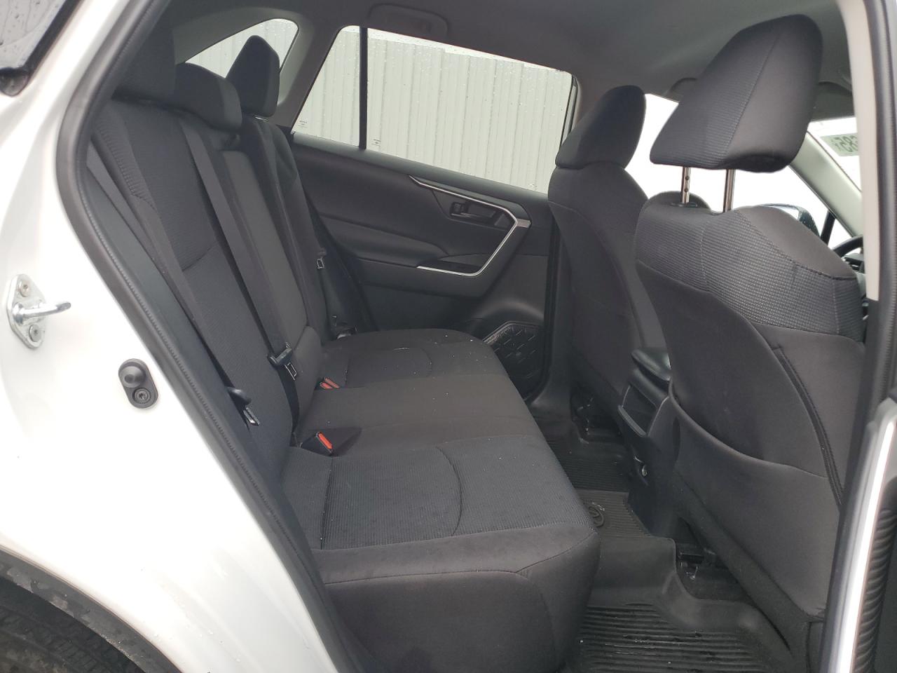 2021 Toyota RAV 4 VIN 2T3G1RFV0MW239133 Copart auction photo, front end / minor dent/scratches damage thumbnail 11