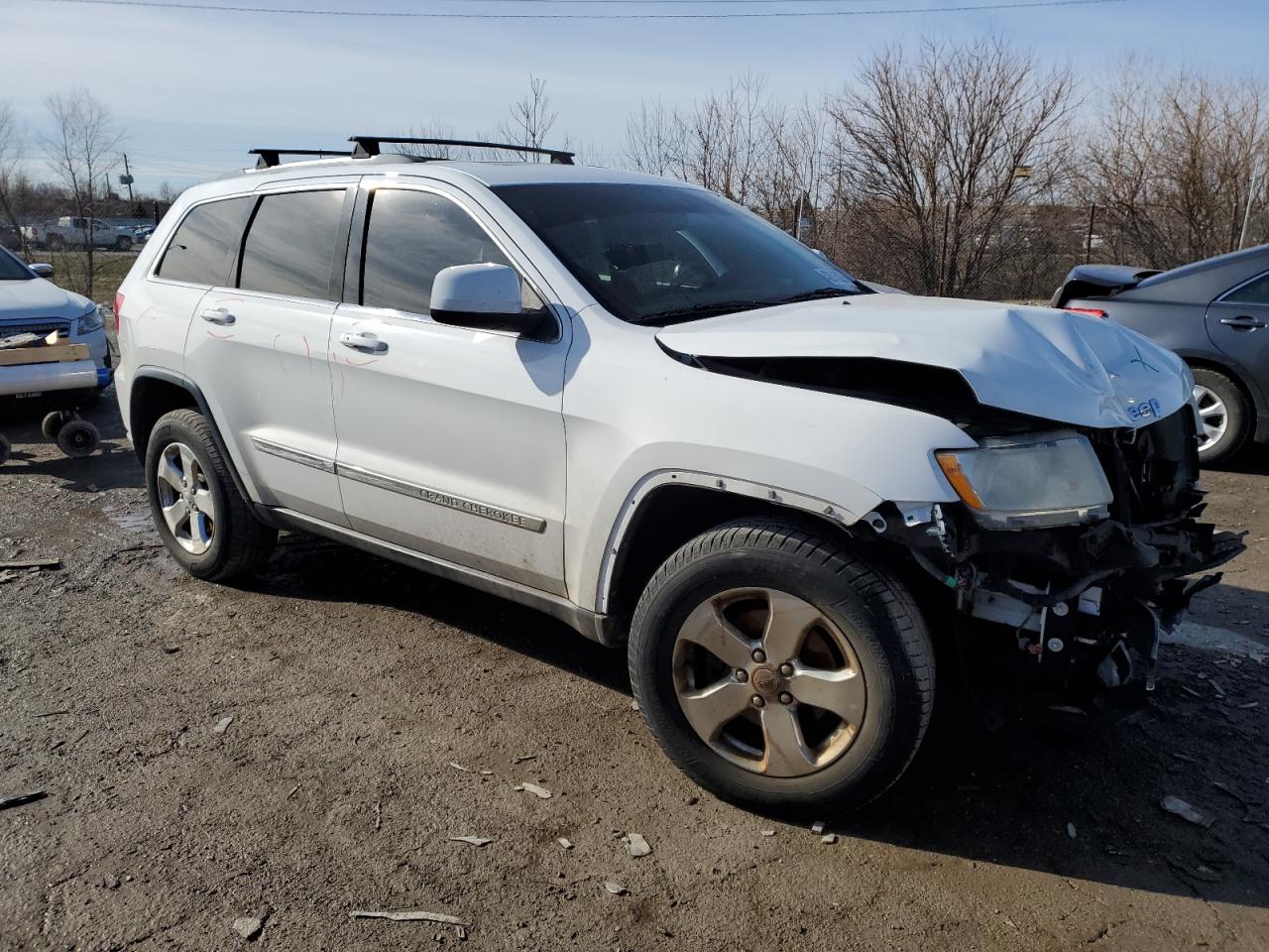 2013 Jeep Grand Cherokee VIN 1C4RJFAG1DC549357 Copart auction photo, front end / mechanical damage thumbnail 4