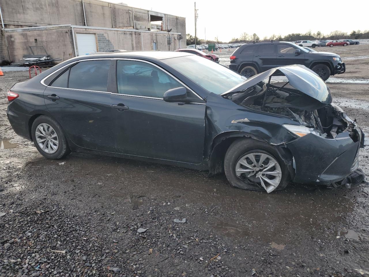 2016 Toyota Camry VIN 4T4BF1FK3GR572142 Copart auction photo, front end damage thumbnail 4