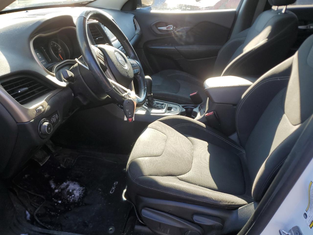 2016 Jeep Grand Cherokee VIN 1C4PJMCB2GW215239 Copart auction photo, front end damage thumbnail 7