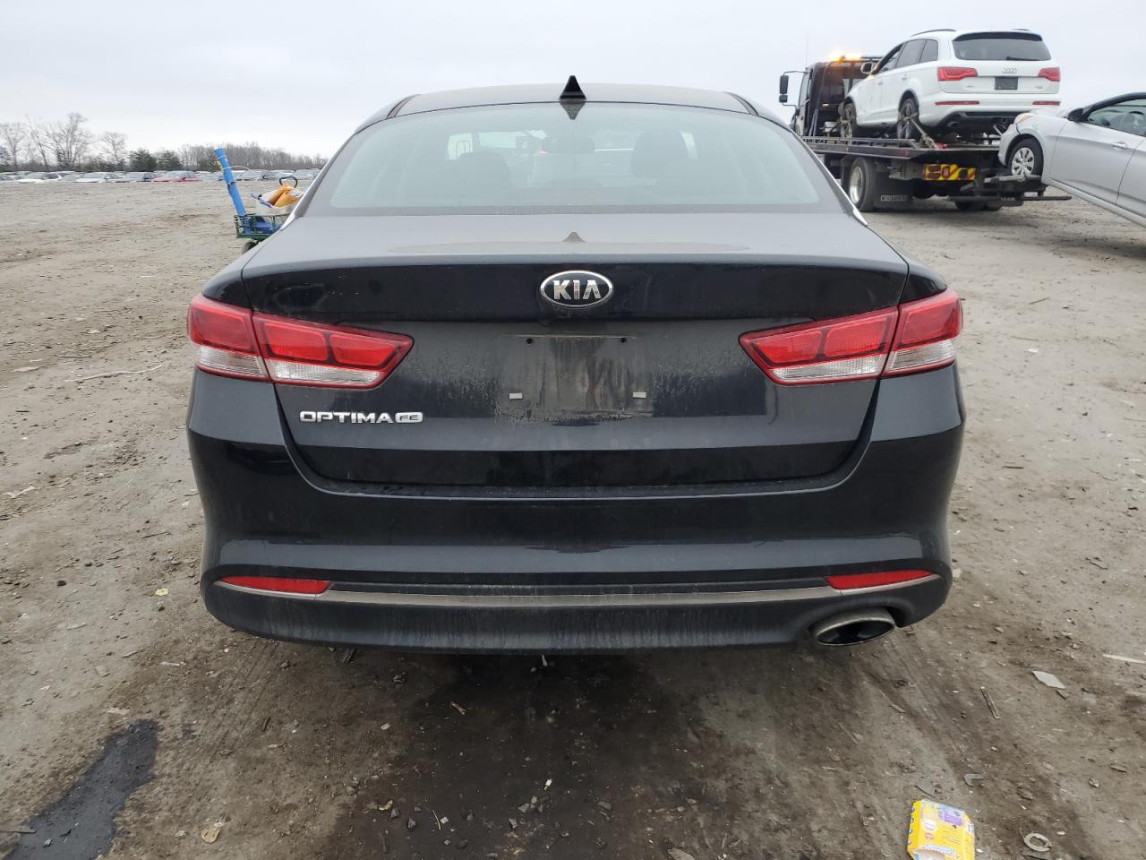 2017 KIA Optima VIN 5XXGT4L34HG142610 Copart auction photo, front end / minor dent/scratches damage thumbnail 6