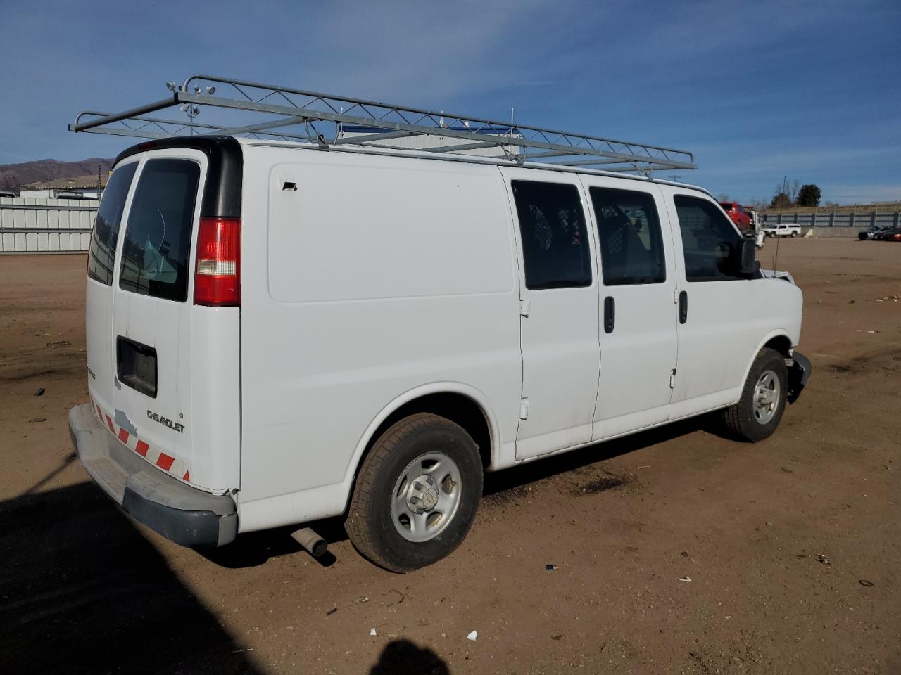 2005 Chevrolet Express VIN 1GCFG15X051247280 Copart auction photo, front end damage thumbnail 3