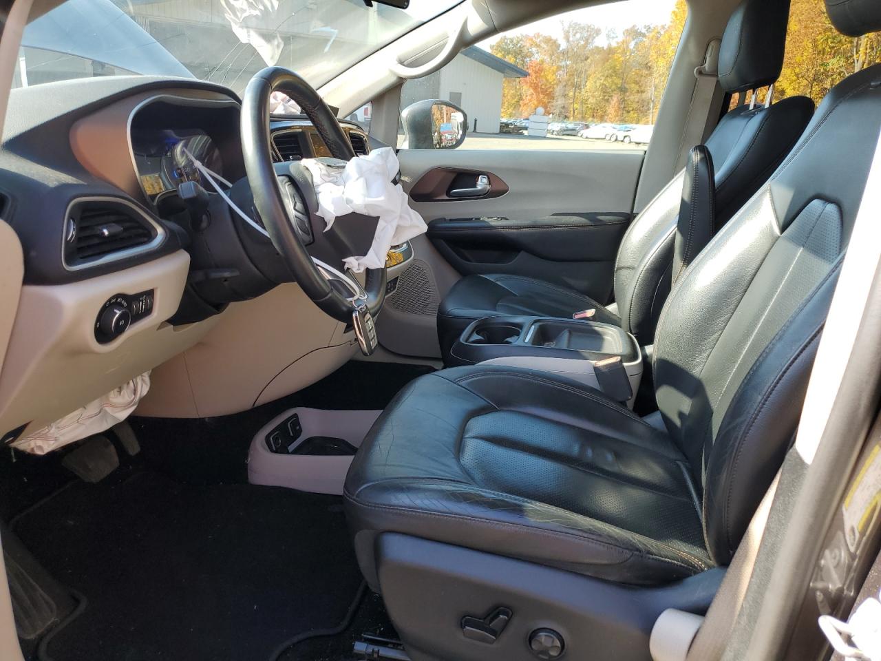 2018 Chrysler Pacifica VIN 2C4RC1BG1JR356186 Copart auction photo, front end / rear end damage thumbnail 7