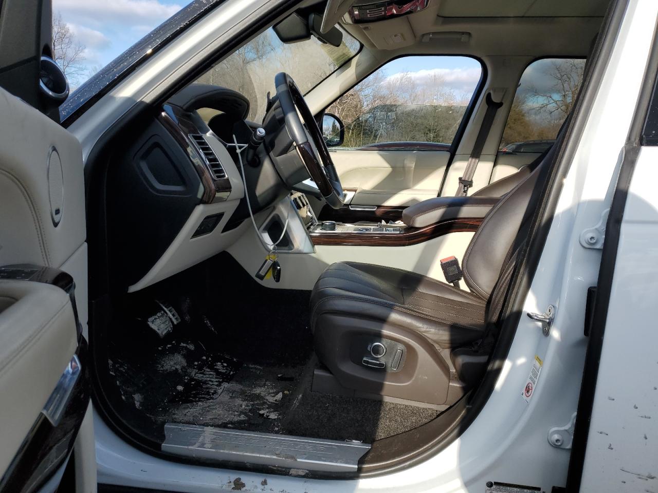 2017 Land Rover Range Rover VIN SALGS2FE4HA362810 Copart auction photo, rear end / minor dent/scratches damage thumbnail 7