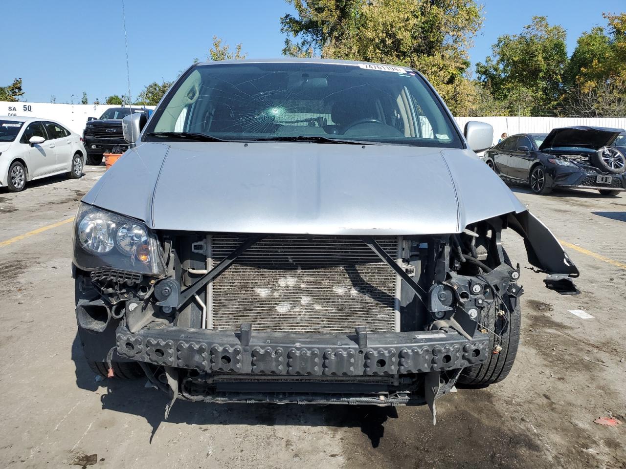 2012 Dodge Caravan VIN 2C4RDGDG8CR128928 Copart auction photo, front end damage thumbnail 5
