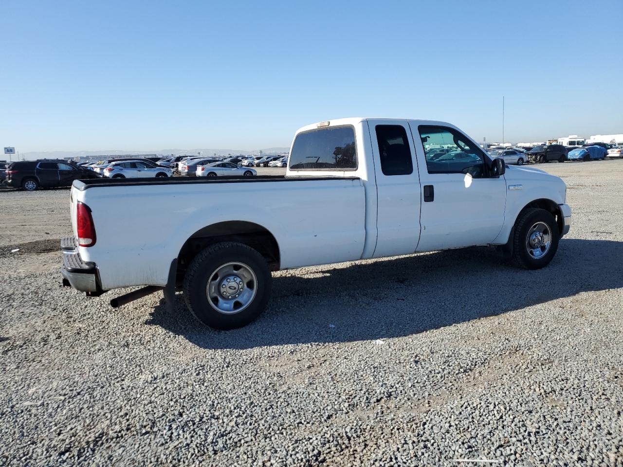 2007 Ford F250 VIN 1FTSX20527EB45193 Copart auction photo, minor dent/scratches damage thumbnail 3