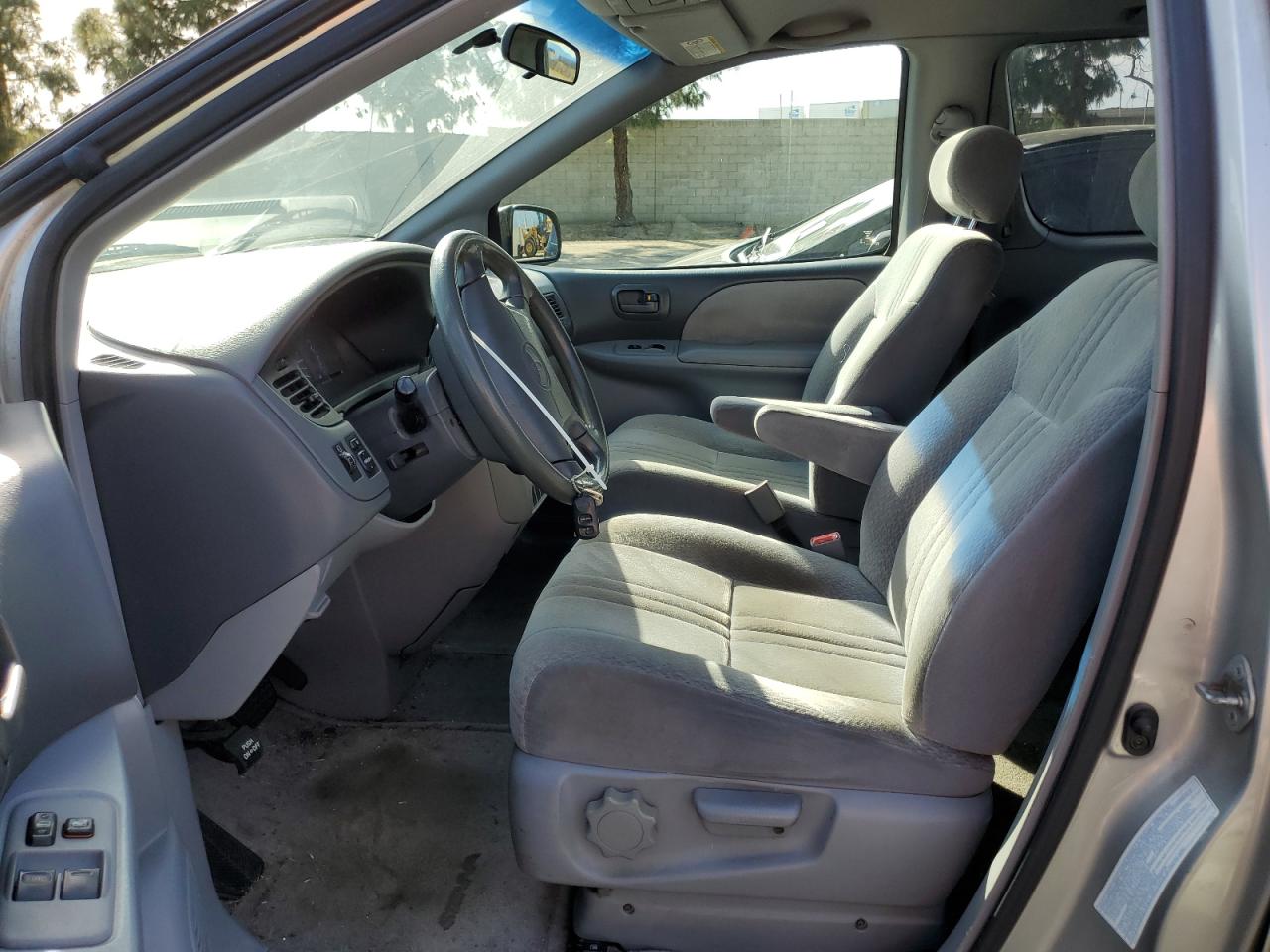 2003 Toyota Sienna VIN 4T3ZF19C03U527223 Copart auction photo, side / rear end damage thumbnail 7