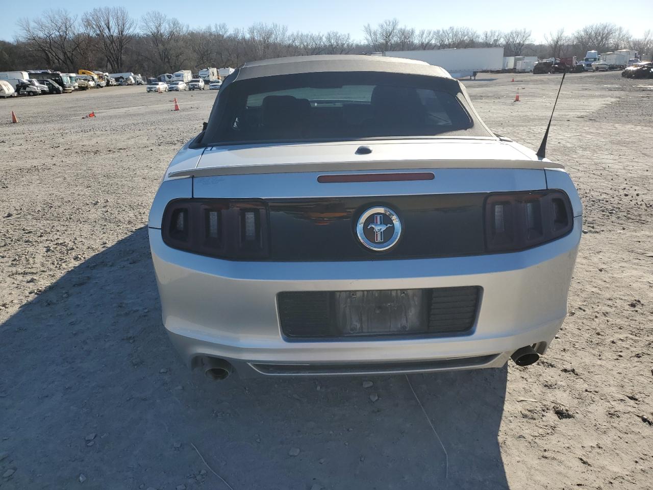 2014 Ford Mustang VIN 1ZVBP8EM4E5302672 Copart auction photo, side / front end damage thumbnail 6