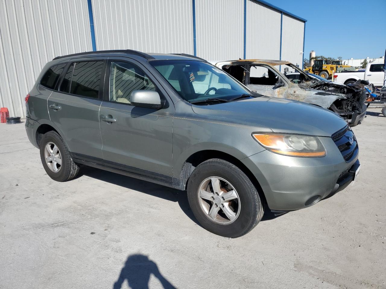 2008 Hyundai Santa Fe VIN 5NMSG13D18H185325 Copart auction photo, rear end damage thumbnail 4