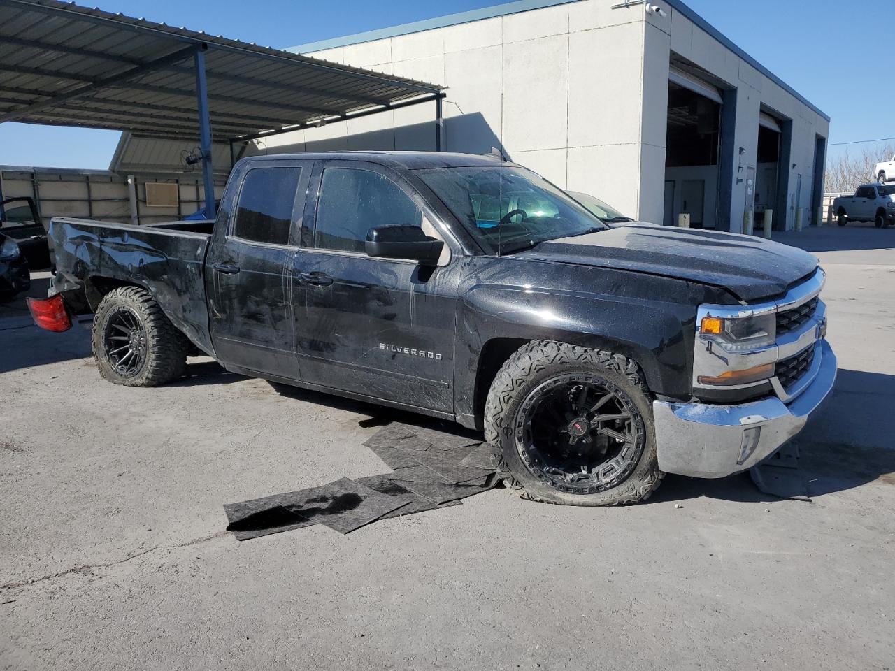 2017 Chevrolet Silverado VIN 1GCRCRECXHZ225202 Copart auction photo, rear end / undercarriage damage thumbnail 4
