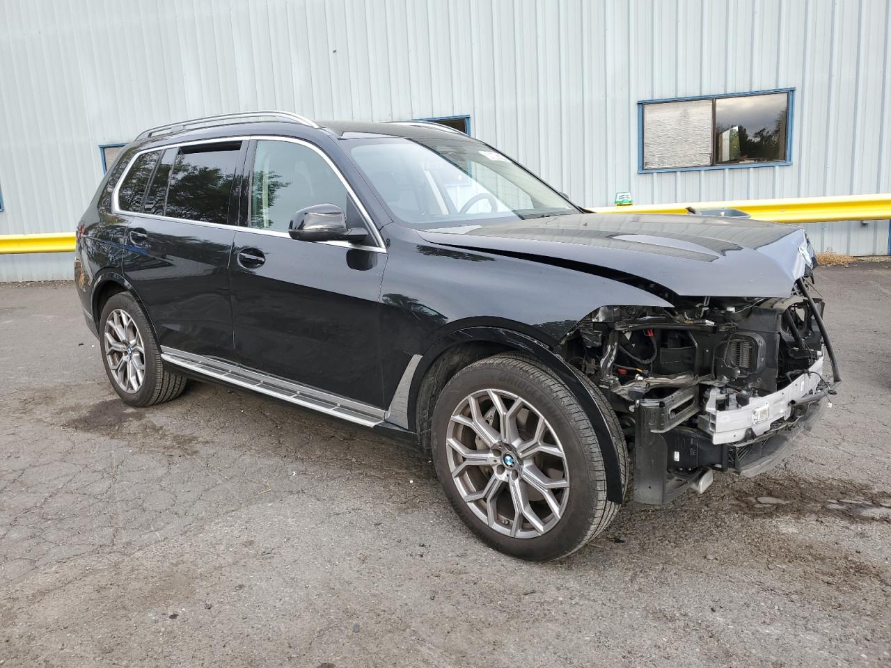 2024 BMW X7 VIN 5UX23EM08R9V31980 Copart auction photo, front end / mechanical damage thumbnail 4