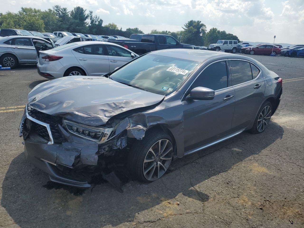 2018 Acura TLX VIN 19UUB2F53JA011808