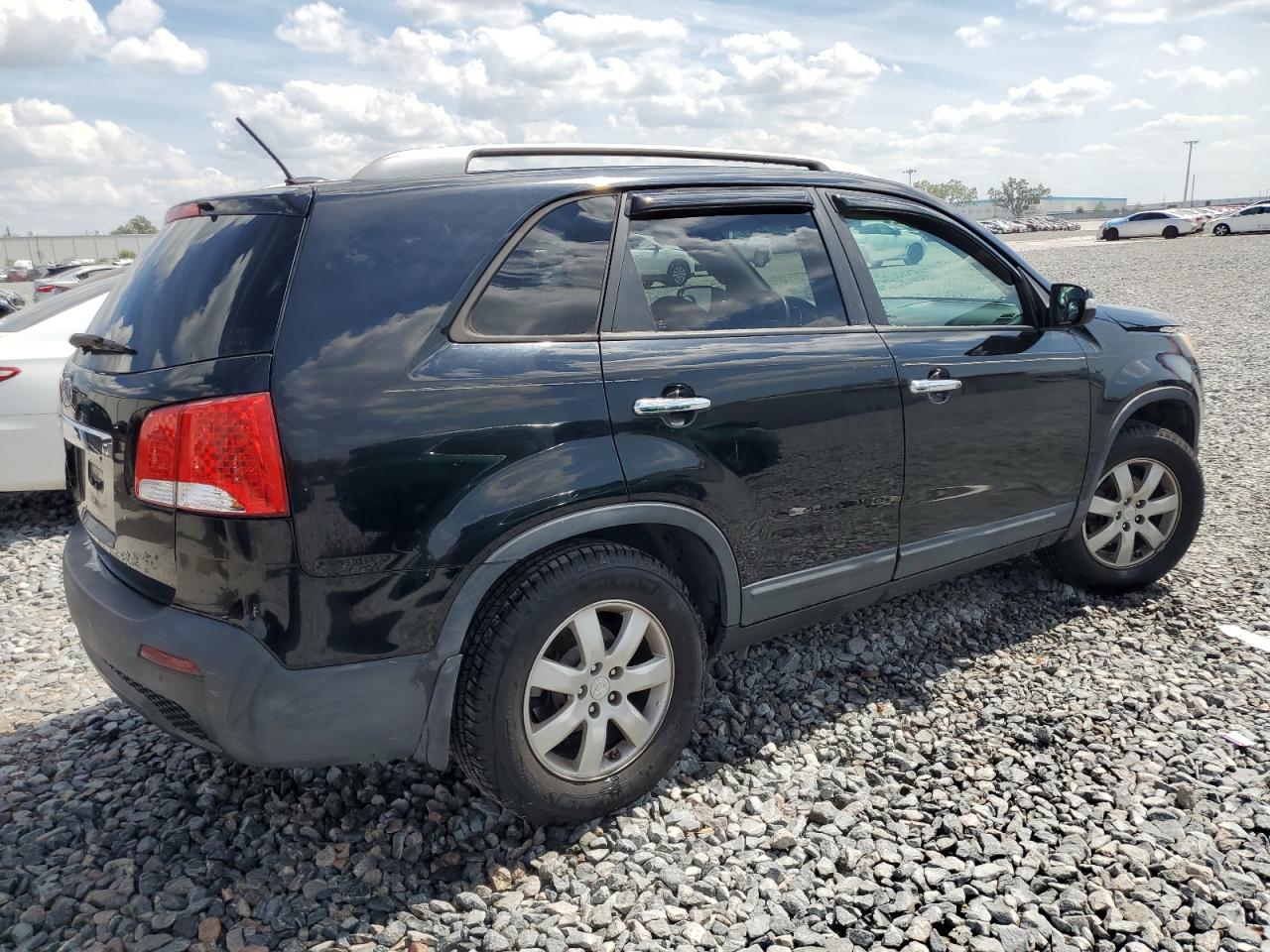 2011 KIA Sorento VIN 5XYKT3A18BG101504 Copart auction photo, front end damage thumbnail 3