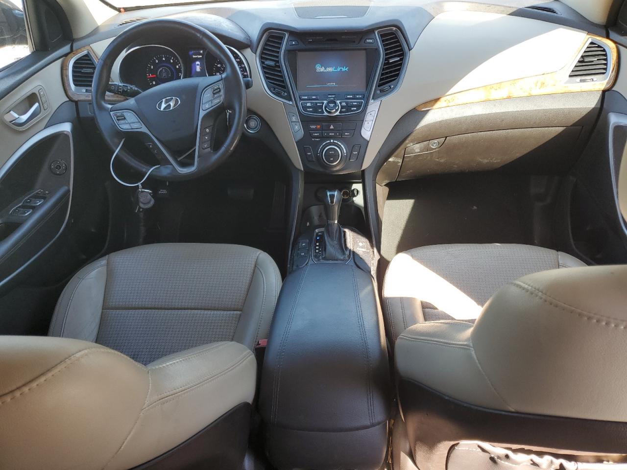 2015 Hyundai Santa Fe VIN 5XYZU3LB0FG248150 Copart auction photo, front end / side damage thumbnail 8