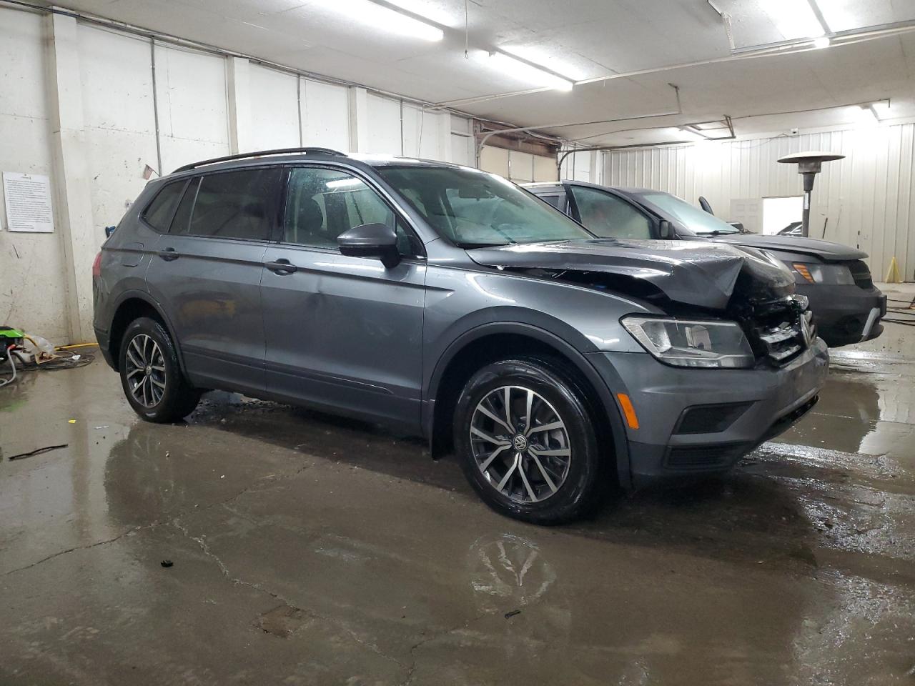 2021 Volkswagen Tiguan VIN 3VV0B7AX6MM079628 Copart auction photo, front end / rear end damage thumbnail 4