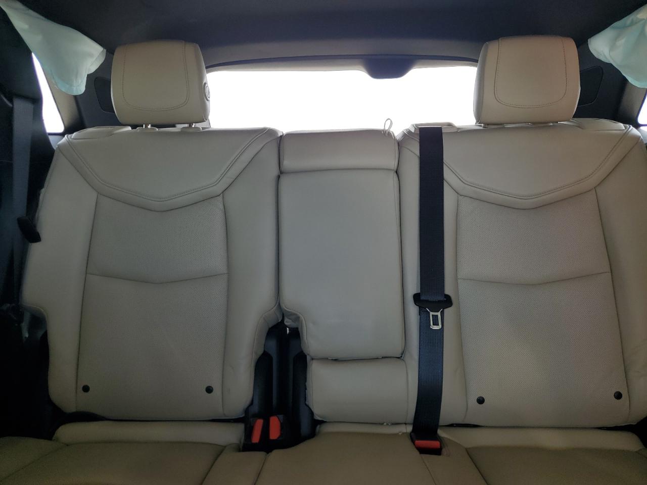 2018 Cadillac XT5 VIN 1GYKNERS7JZ133485 Copart auction photo, front end / minor dent/scratches damage thumbnail 10