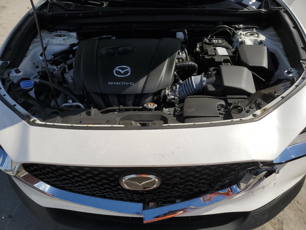 2022 Mazda CX-30 VIN 3MVDMBDL2NM450693 Copart auction photo, rear end / front end damage thumbnail 13