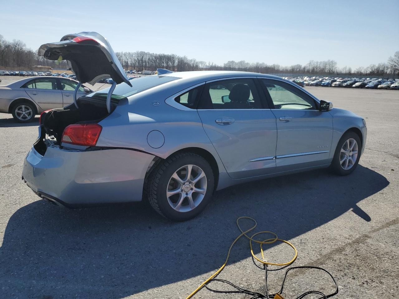 2015 Chevrolet Impala VIN 1G1165S31FU112467 Copart auction photo, rear end / undercarriage damage thumbnail 3