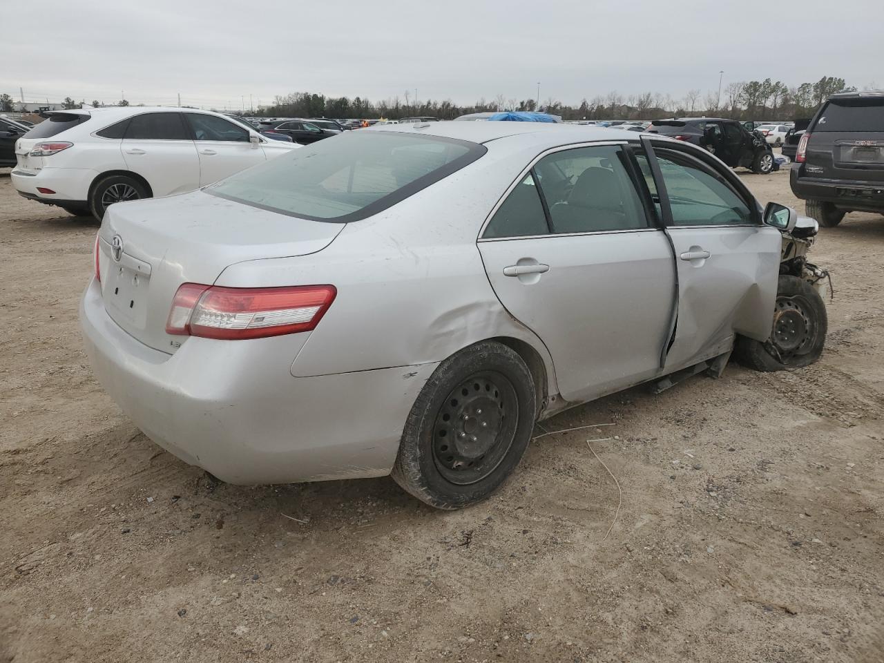 2010 Toyota Camry VIN 4T4BF3EK6AR059696 Copart auction photo, side / front end damage thumbnail 3