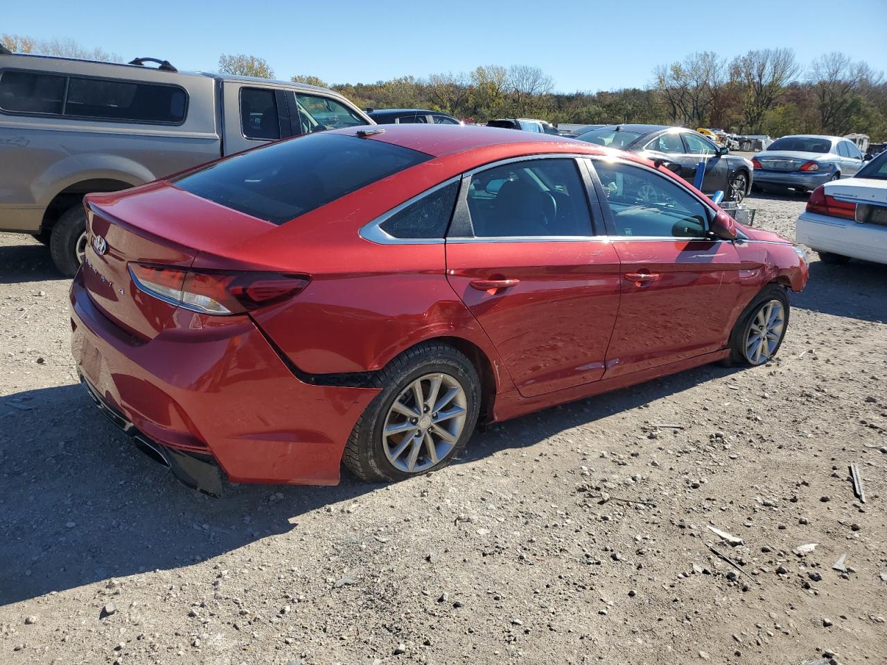 2019 Hyundai Sonata VIN 5NPE24AF7KH799078 Copart auction photo, vandalism / all over damage thumbnail 3