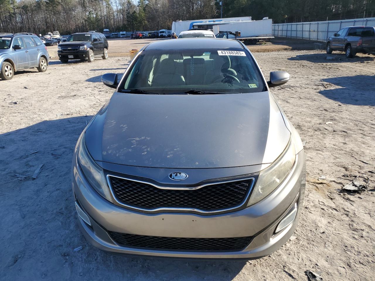 2015 KIA Optima VIN 5XXGM4A73FG455793 Copart auction photo, vandalism damage thumbnail 5