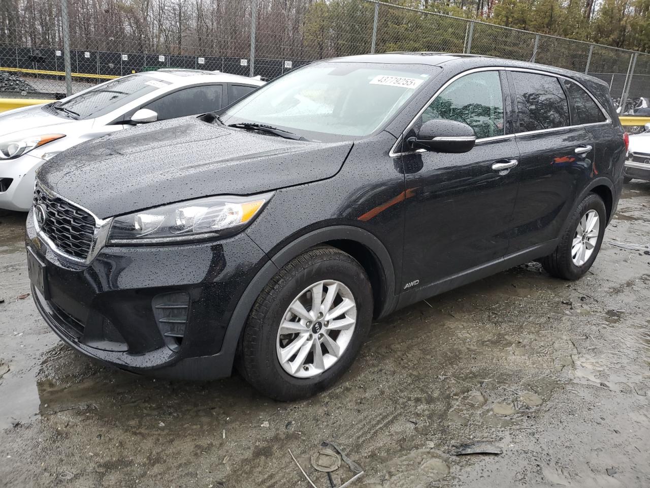 2019 KIA Sorento VIN 5XYPGDA53KG571863