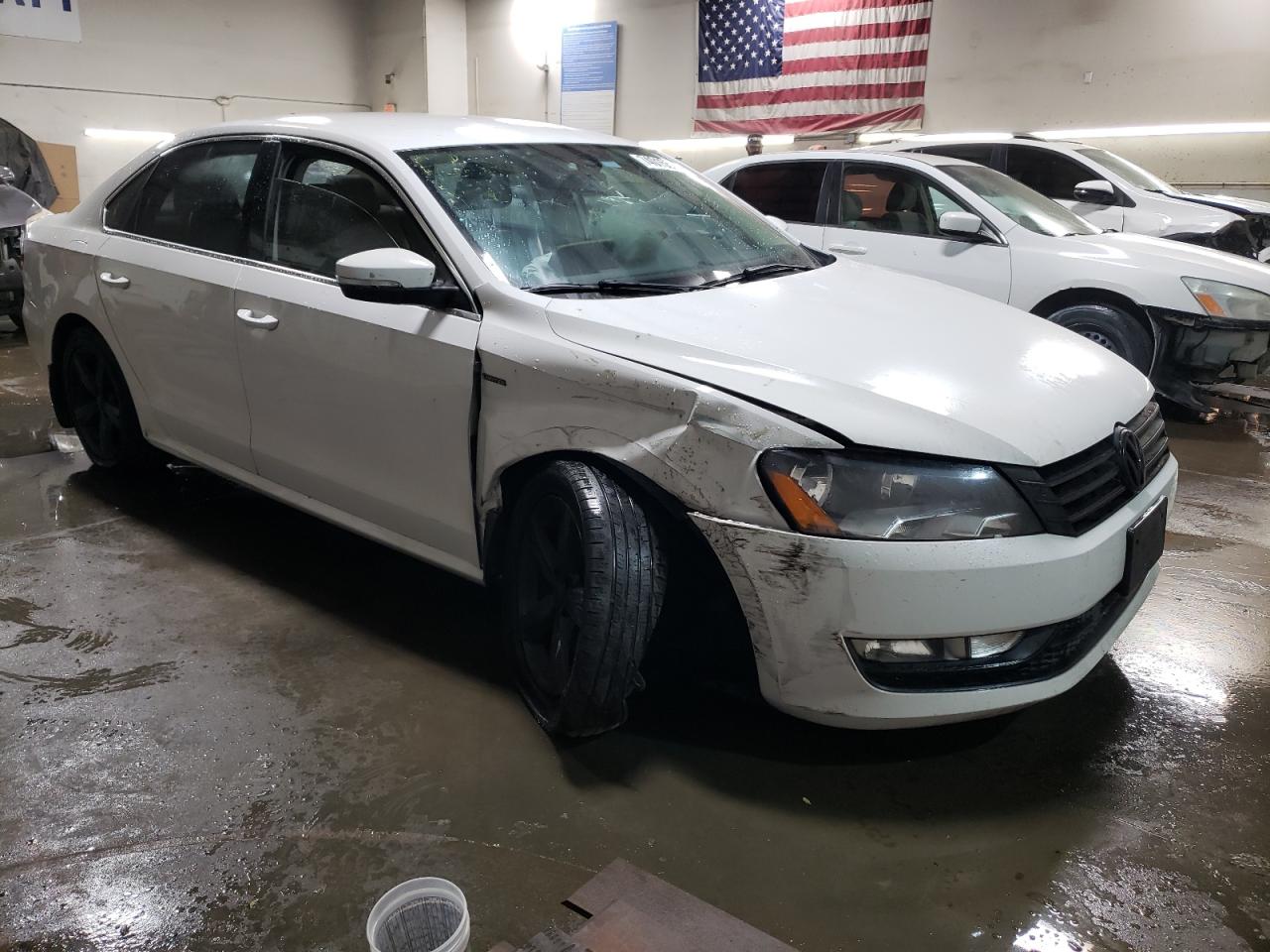 2015 Volkswagen Passat VIN 1VWAS7A34FC114085 Copart auction photo, front end damage thumbnail 4
