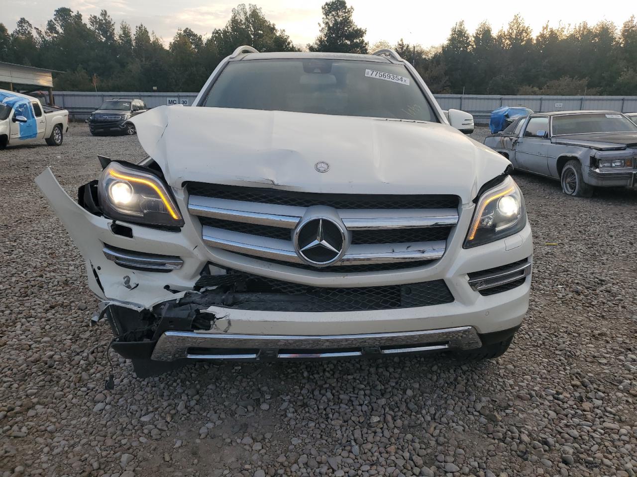 2014 Mercedes-Benz GL-klasse VIN 4JGDF7CE5EA284058 Copart auction photo, front end damage thumbnail 5