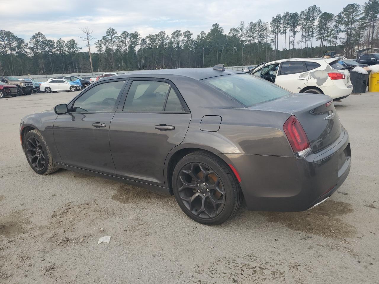 2019 Chrysler 300 VIN 2C3CCABG5KH585486 Copart auction photo, undercarriage damage thumbnail 2