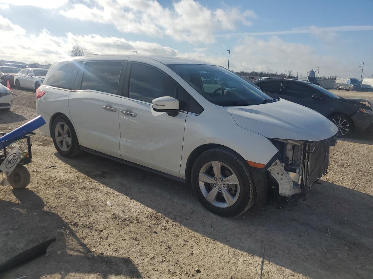 2020 Honda Odyssey VIN 5FNRL6H78LB015810 Copart auction photo, front end damage thumbnail 4
