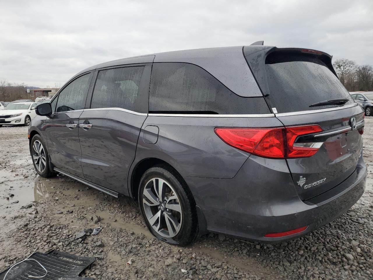 2022 Honda Odyssey VIN 5FNRL6H85NB050803 Copart auction photo, front end / minor dent/scratches damage thumbnail 2