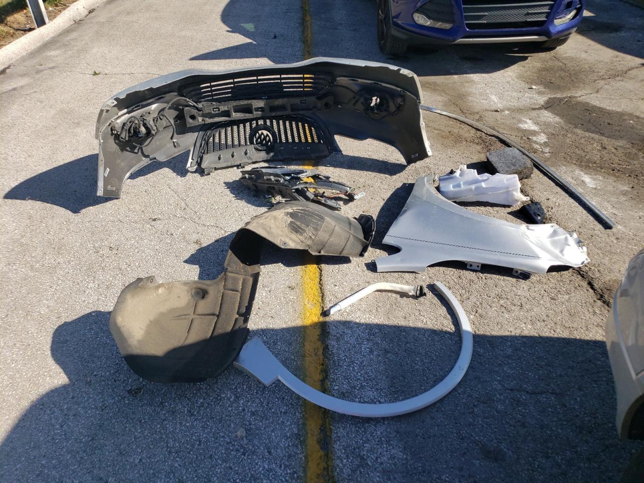 2017 Buick Envision VIN LRBFXDSA7HD180275 Copart auction photo, front end / side damage thumbnail 13