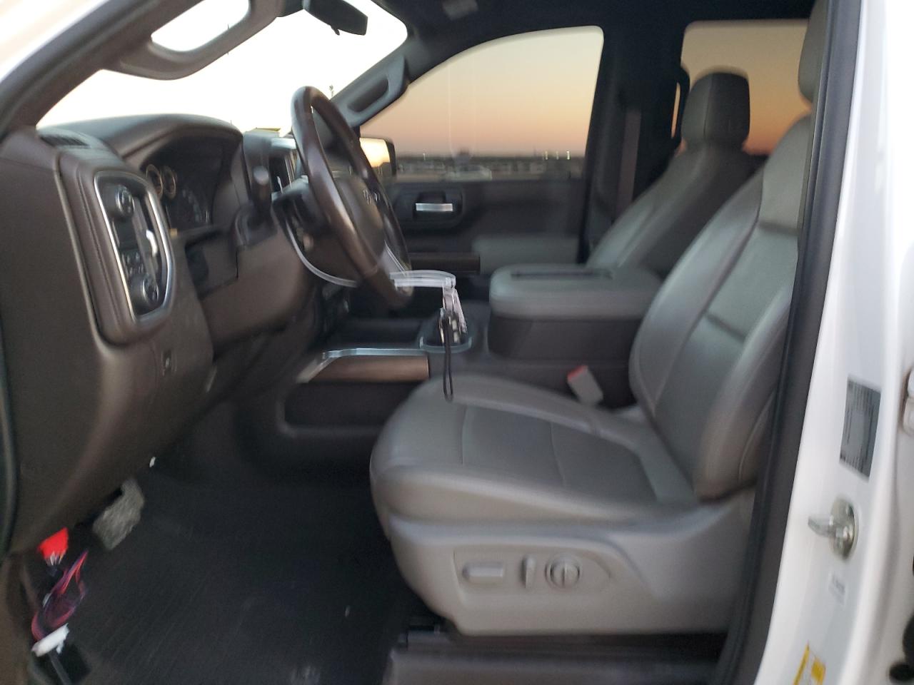 2019 Chevrolet Silverado VIN 1GCPWDED9KZ211986 Copart auction photo, front end / side damage thumbnail 7