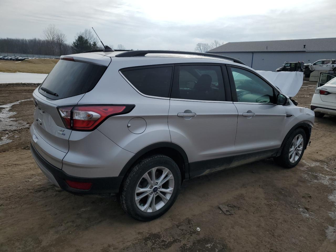 2018 Ford Escape VIN 1FMCU9GD8JUC25769 Copart auction photo, front end damage thumbnail 3