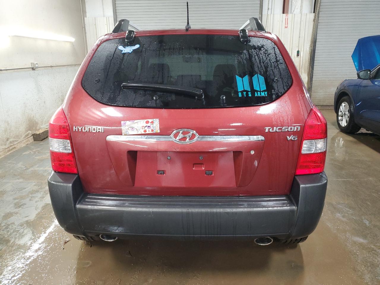 2007 Hyundai Tucson VIN KM8JN12D97U635826 Copart auction photo, side / rear end damage thumbnail 6