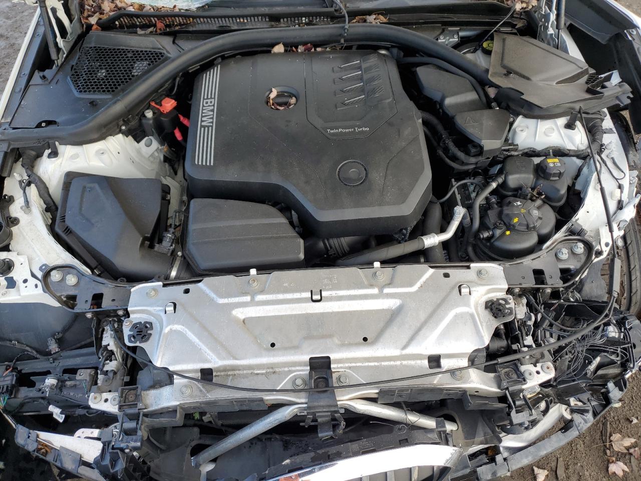 2022 BMW 3er VIN 3MW5R7J04N8C39872 Copart auction photo, front end / minor dent/scratches damage thumbnail 11