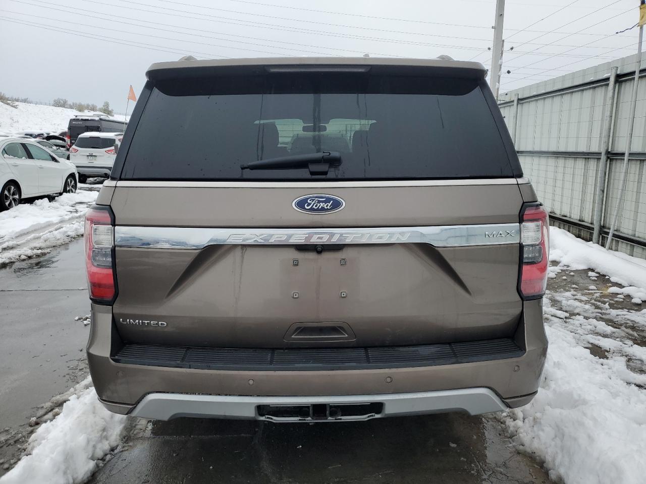 2019 Ford Expedition VIN 1FMJK2AT8KEA14202 Copart auction photo, front end damage thumbnail 6