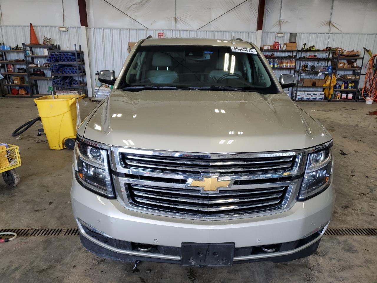 2017 Chevrolet Suburban VIN 1GNSKJKC4HR114033 Copart auction photo, mechanical damage thumbnail 5