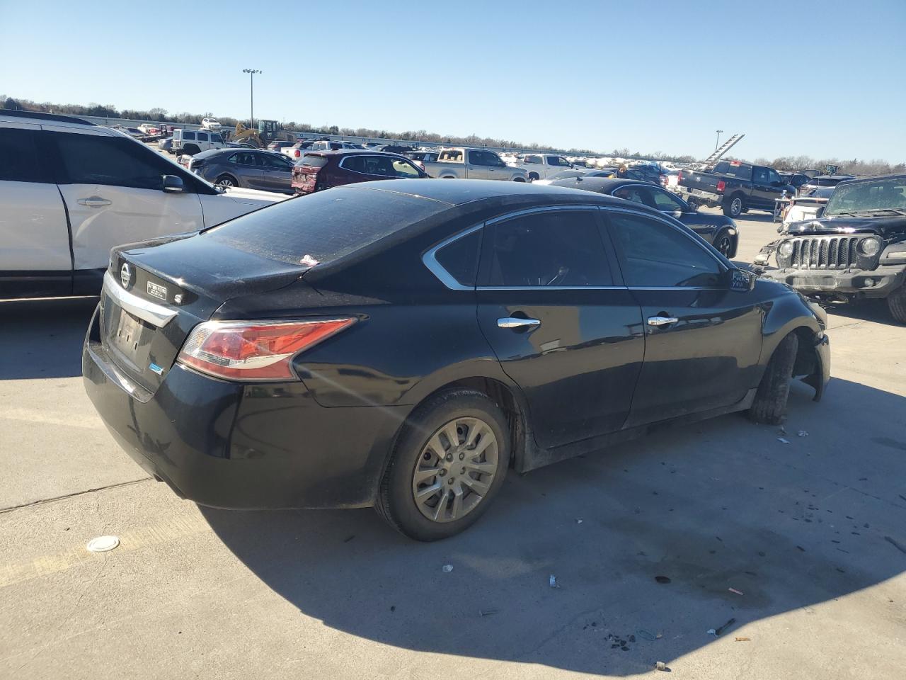 2014 Nissan Altima VIN 1N4AL3AP7EN373531 Copart auction photo, front end damage thumbnail 3