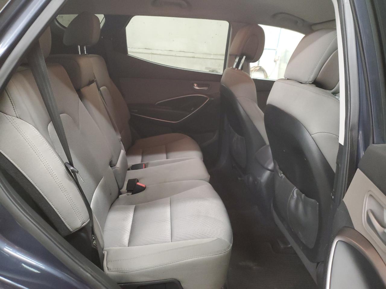 2013 Hyundai Santa Fe VIN 5XYZUDLB5DG045127 Copart auction photo, burn - engine damage thumbnail 11