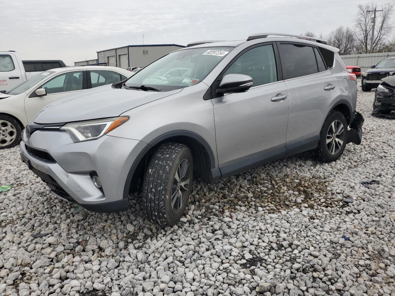 2017 Toyota RAV 4 VIN 2T3RFREV9HW647602