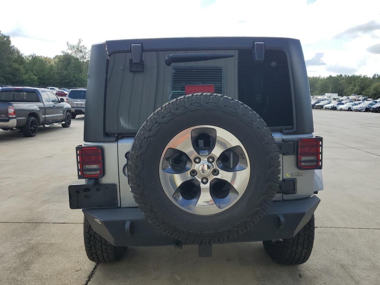 2016 Jeep Wrangler VIN 1C4HJWEGXGL247611 Copart auction photo, rollover damage thumbnail 6