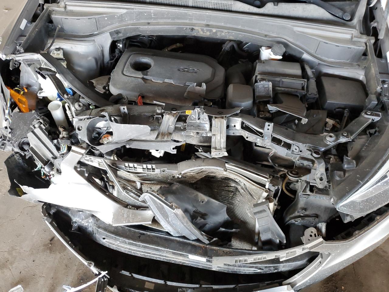 2018 Hyundai Santa Fe VIN 5XYZT3LB2JG569702 Copart auction photo, front end damage thumbnail 11