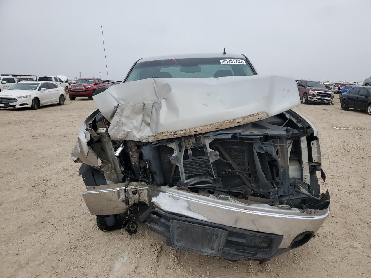 2007 GMC Sierra VIN 2GTEC19J371612917 Copart auction photo, front end damage thumbnail 5