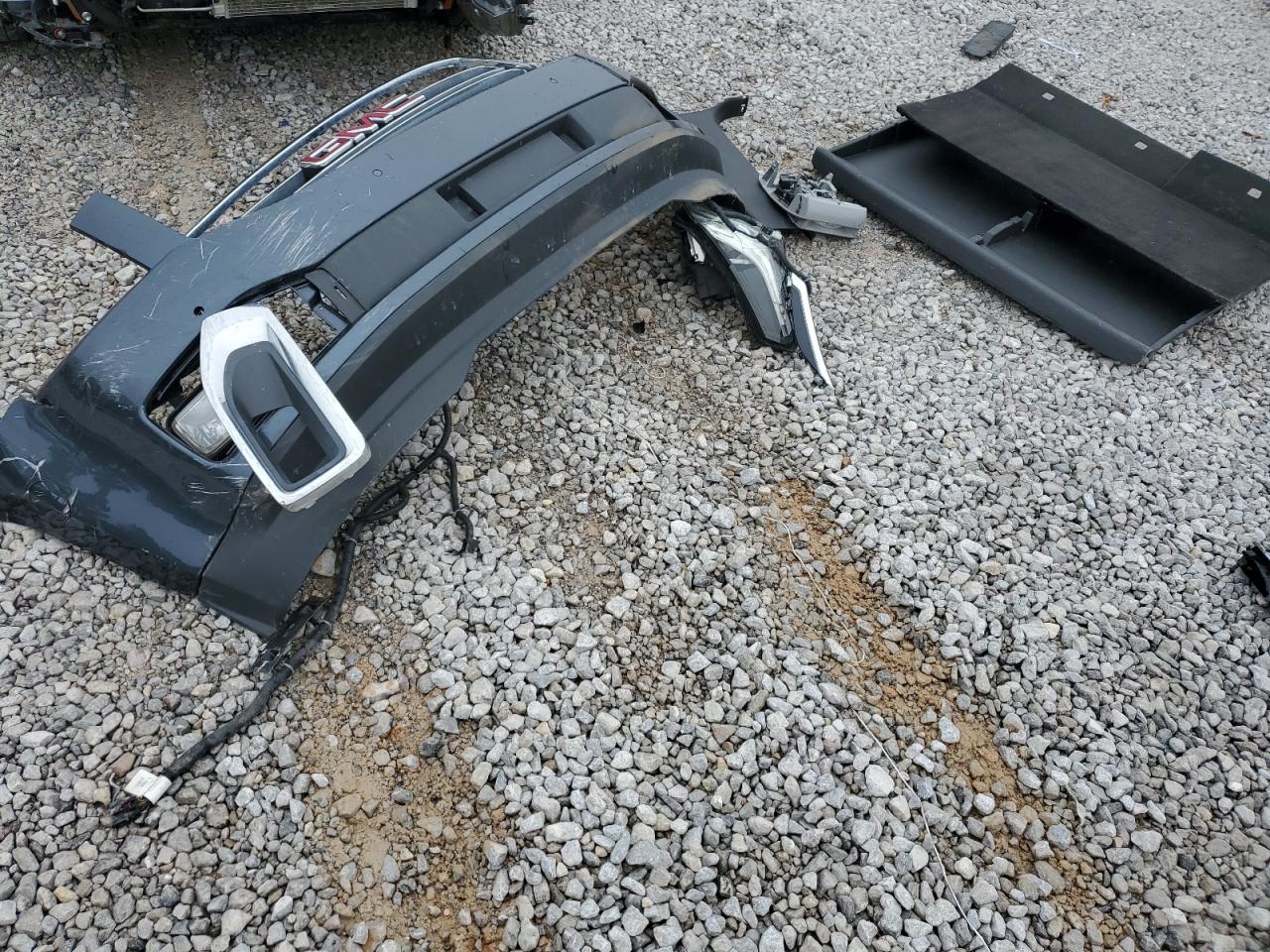 2019 GMC Yukon VIN 1GKS1GKC3KR392190 Copart auction photo, all over damage thumbnail 14